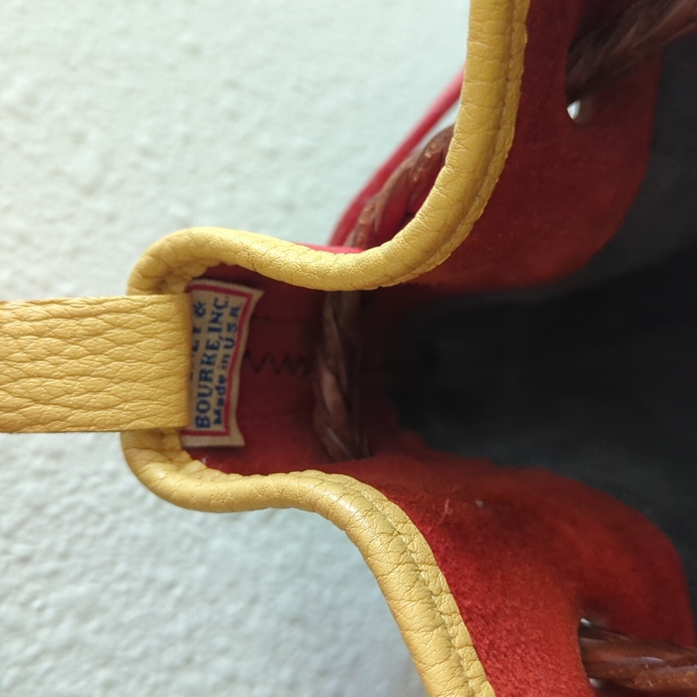 Vintage Dooney & Bourke Teton Bag - Picture 14 of 16